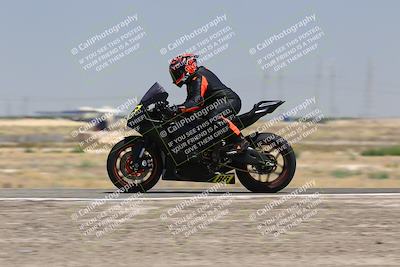 media/Aug-03-2025-TrackDaz (Sun) [[bf4a71acf9]]/A Group/12pm (Wheelie Bump)/